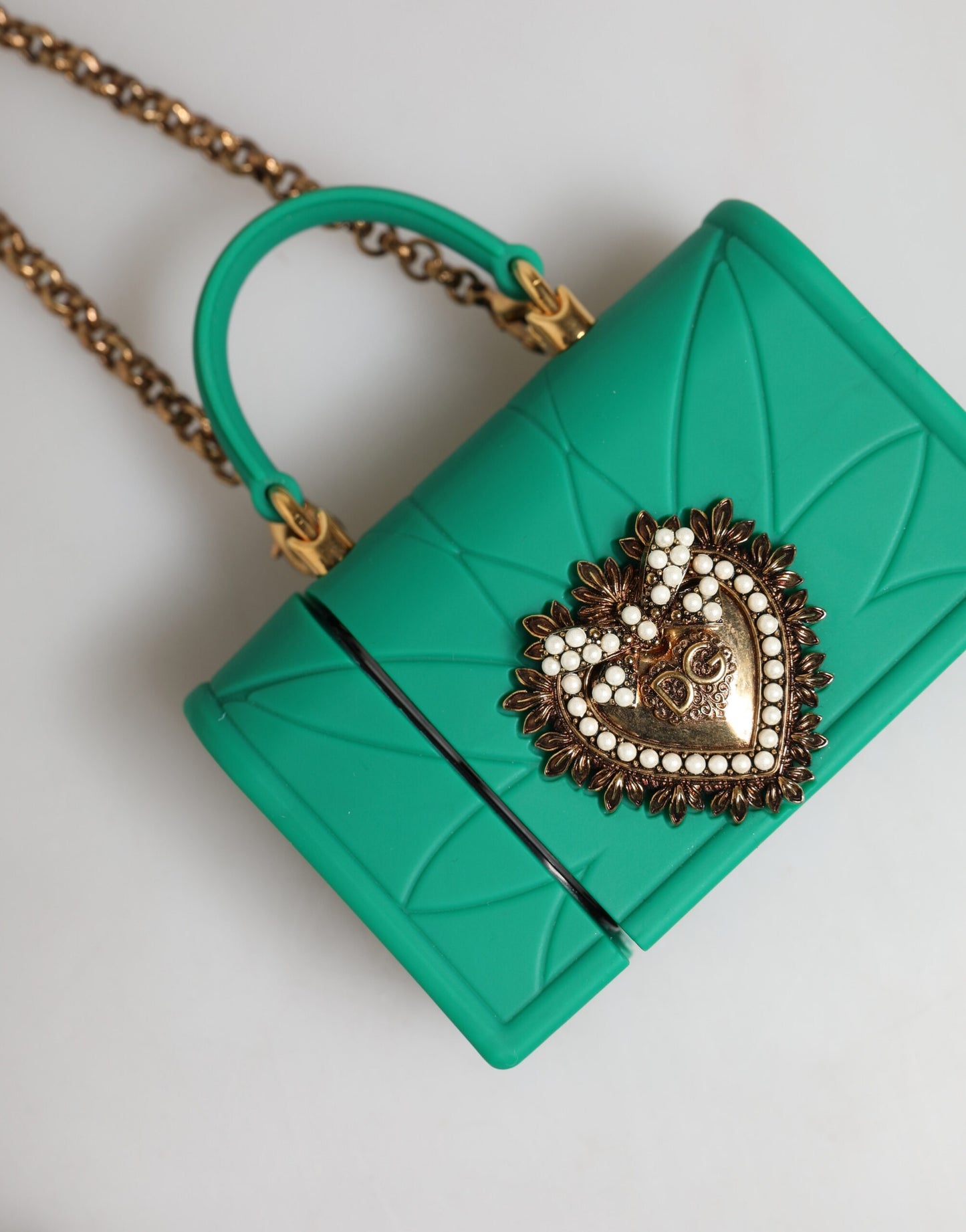 Green Silicone Devotion Heart Bag Gold Chain Airpods Case