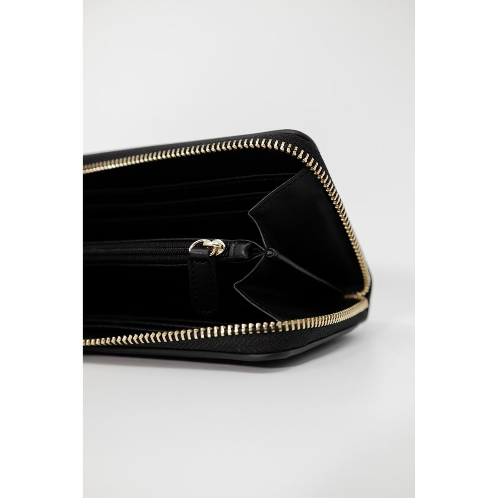 Bicolor Polyethylene Accessories