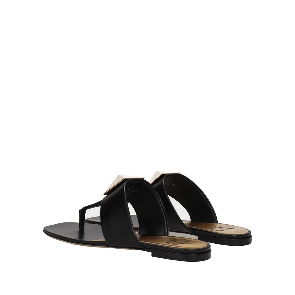 One Stud Leather Thong Sandals