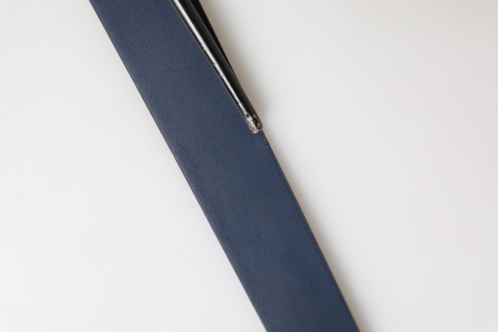 Men Blue Calf Leather Logo Metal Buckle Belt