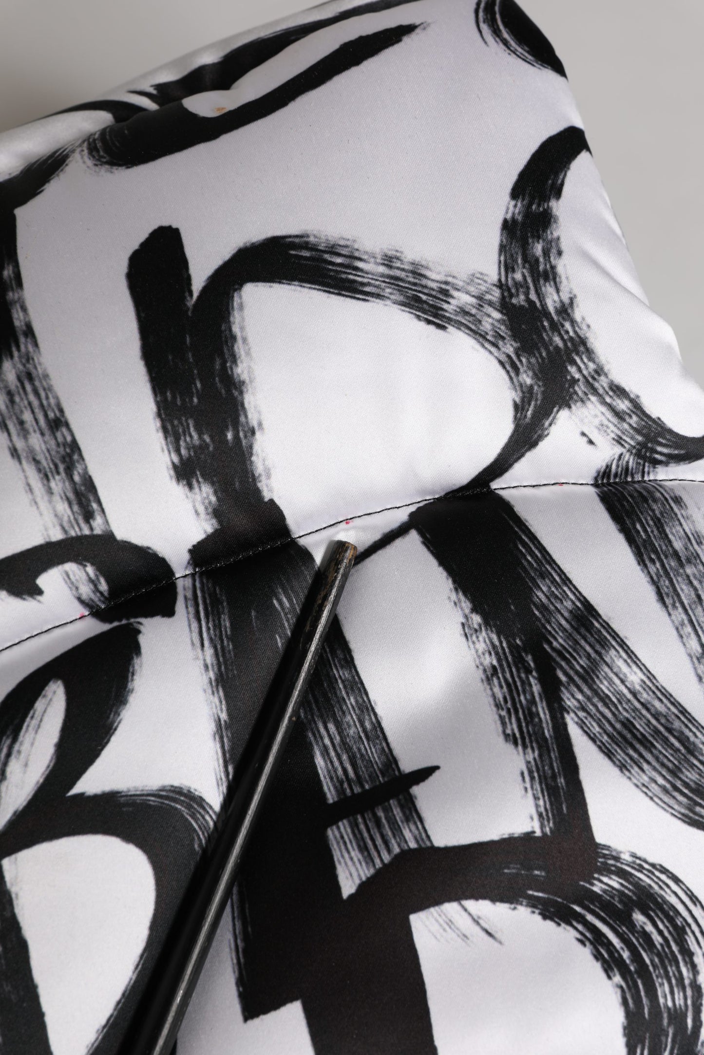 White Logo Print Whole Head Wrap Capello Hat