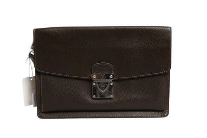 Belaia Clutch Taiga Leather