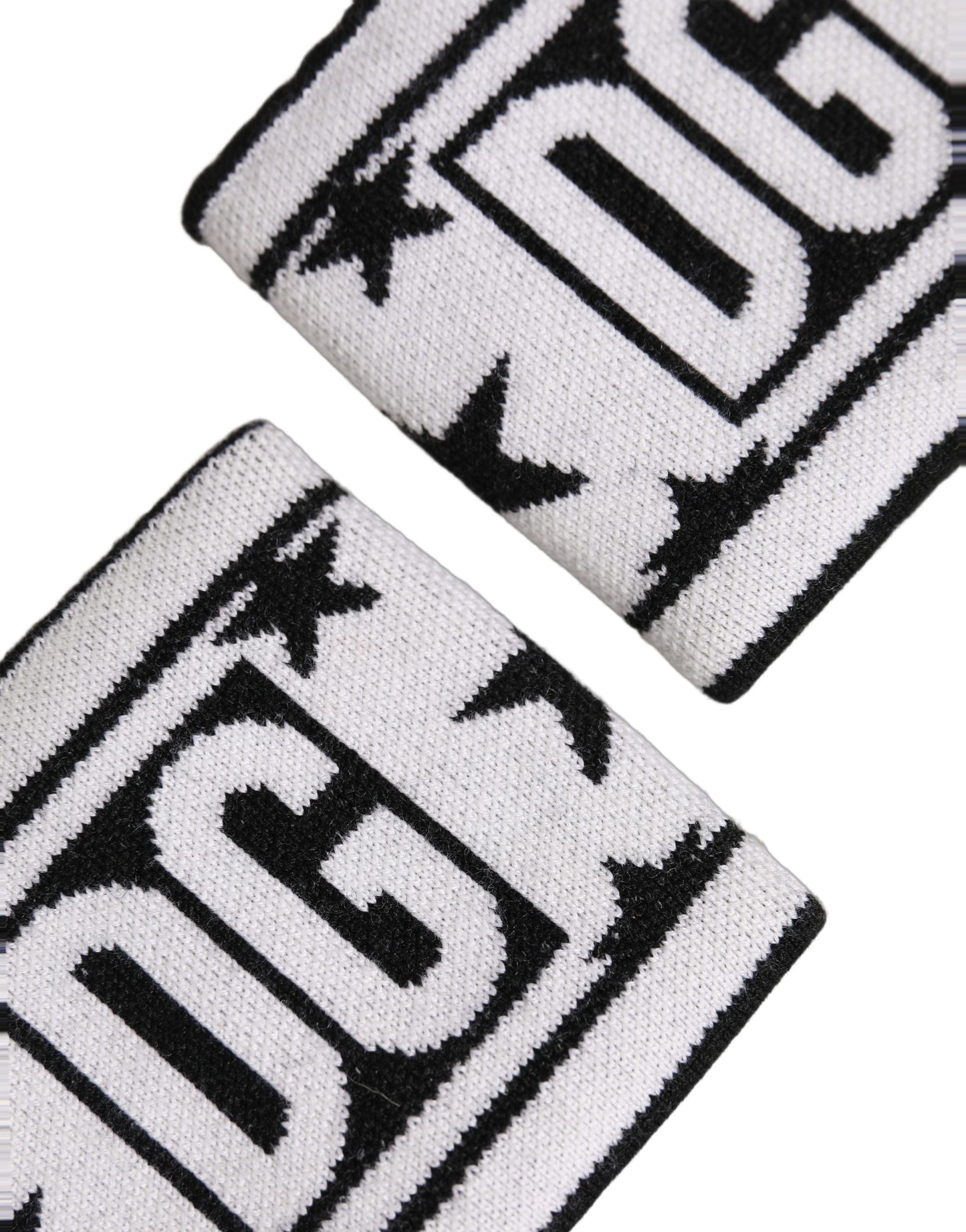 Men Set White Black Wool Logo #DGMILLENNIALS Wristband
