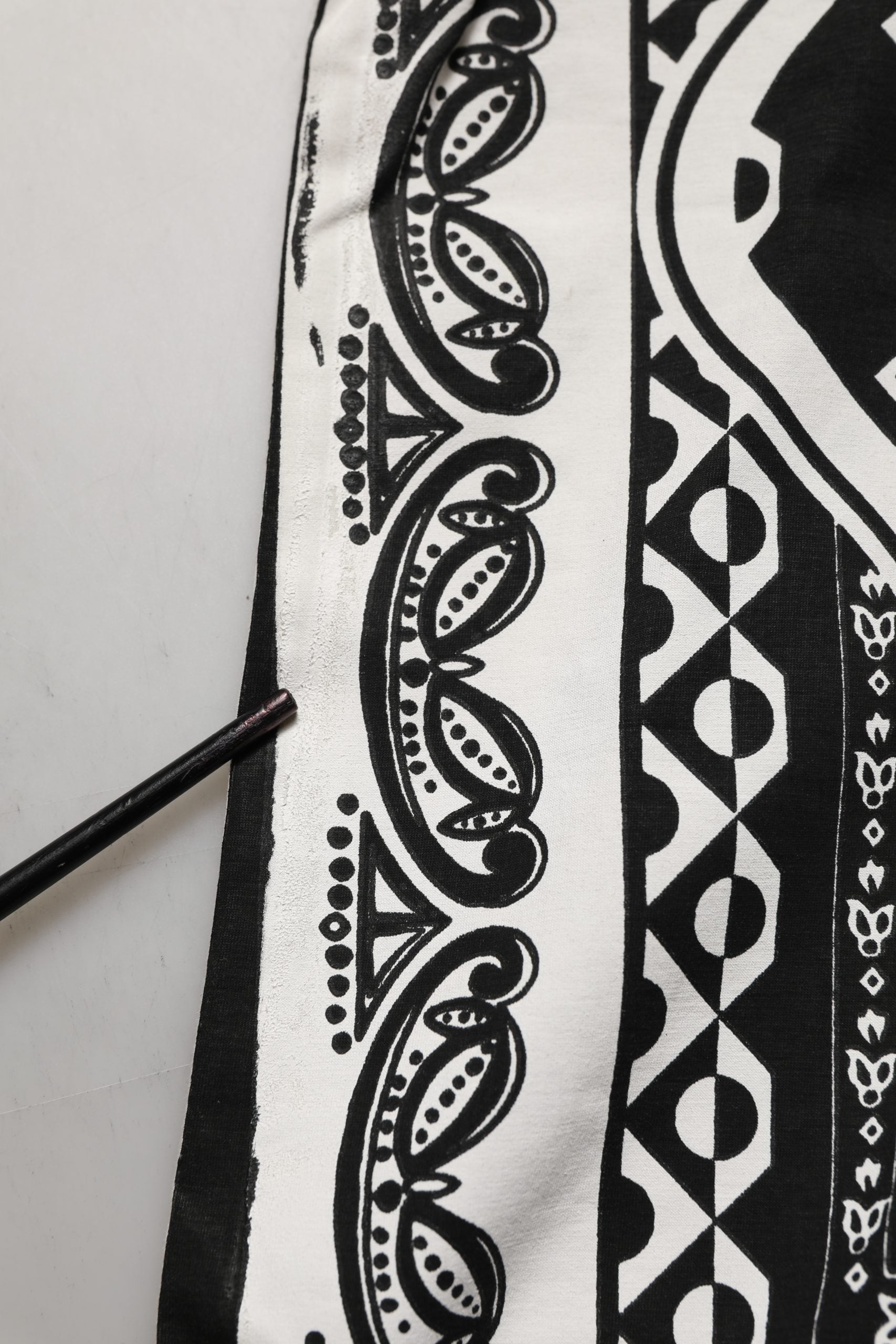 White Bandana Print Cotton Crew Neck T-shirt