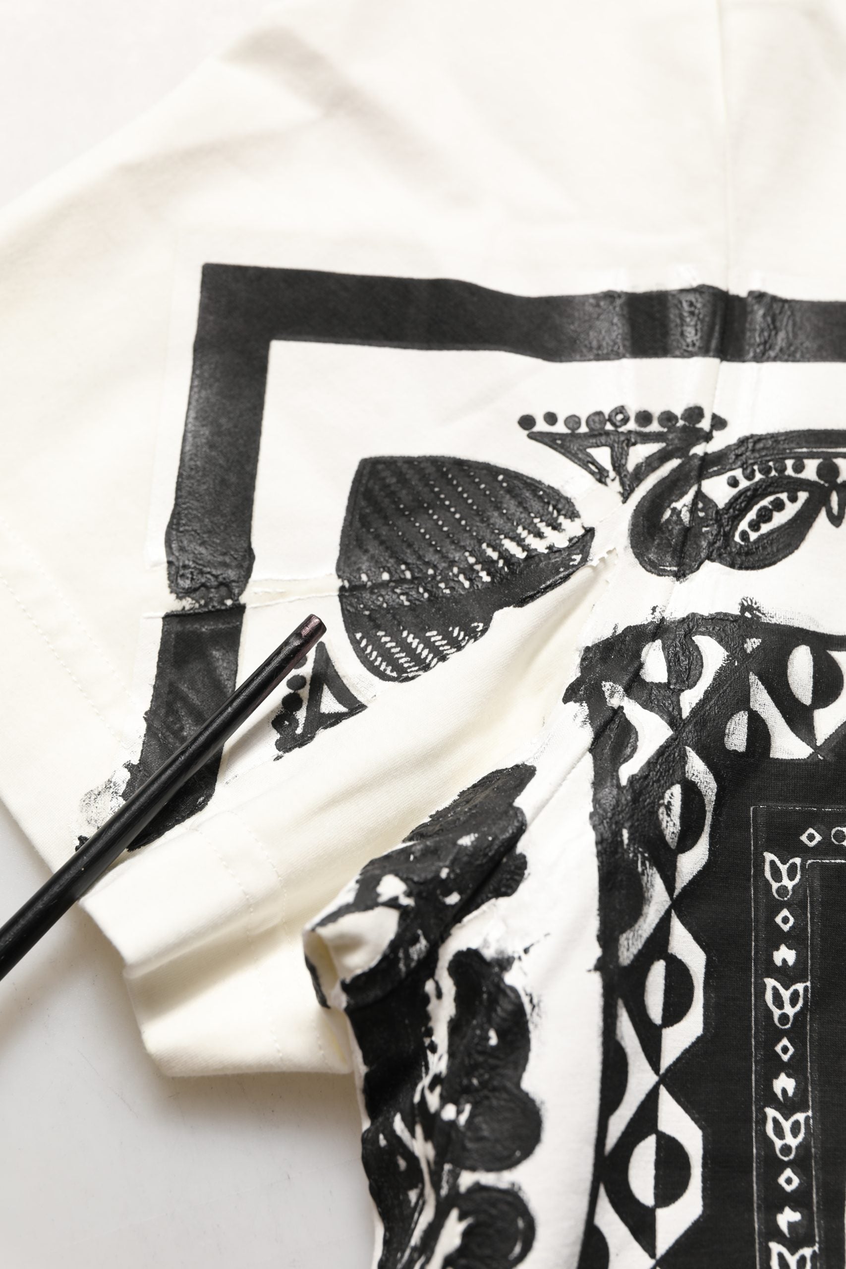 White Bandana Print Cotton Crew Neck T-shirt