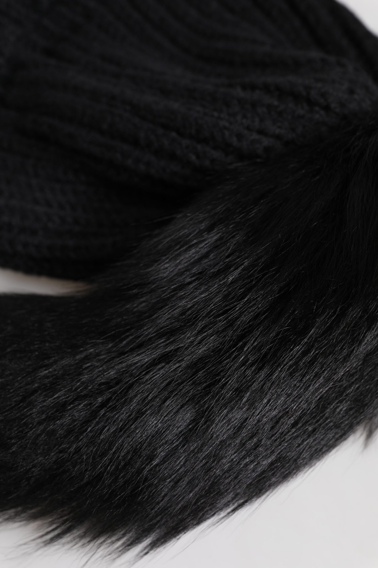 Black Acrylic Knitted Fur Winter Beanie Hat