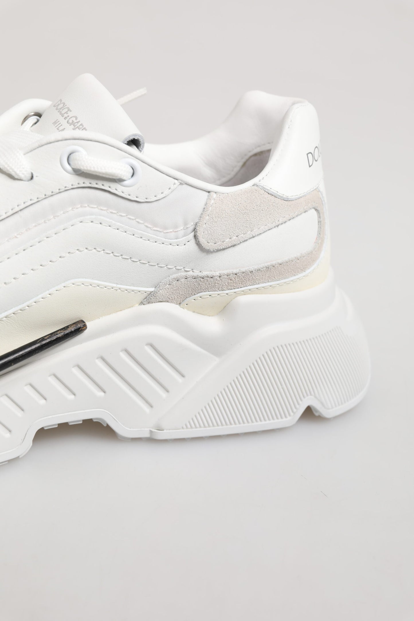 White Daymaster Low Top Mens Sneakers Shoes