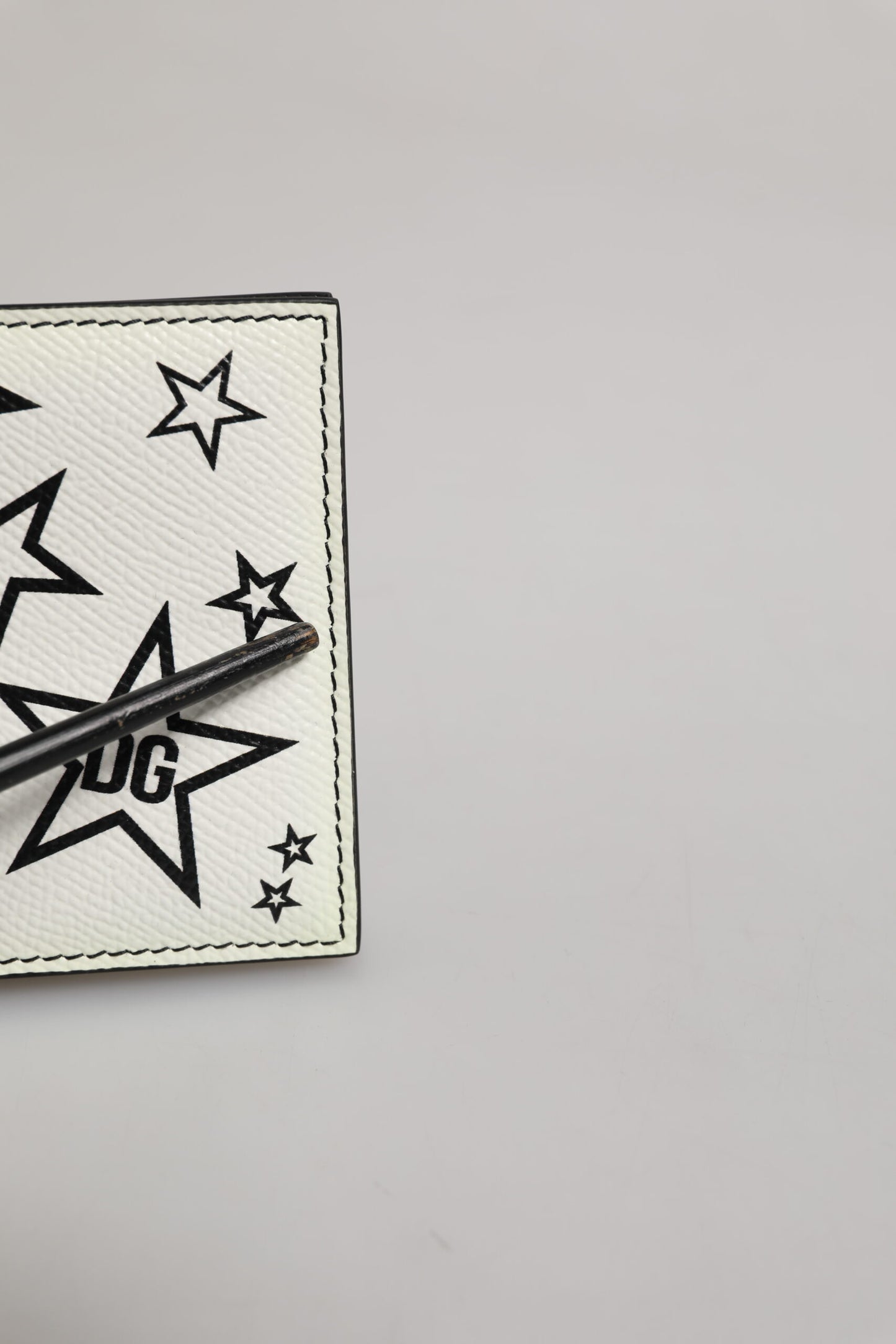 White Leather DG Star Logo Bifold Card Holder Wallet