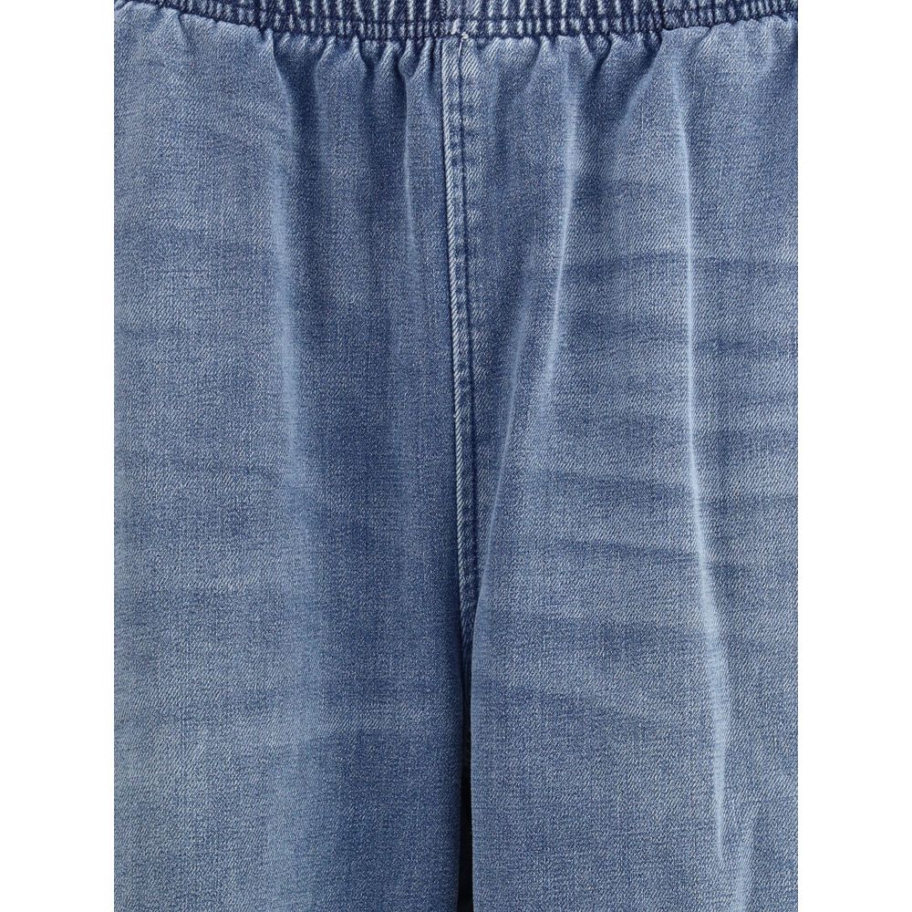 Sporty Pants with an elastic waistband