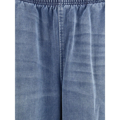 Sporty Pants with an elastic waistband