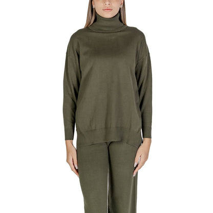 Green Viscose Turtleneck