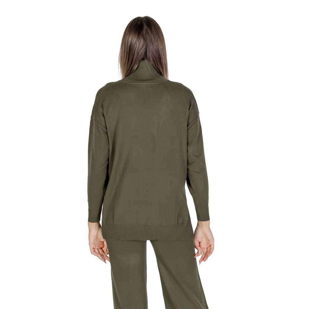Green Viscose Turtleneck