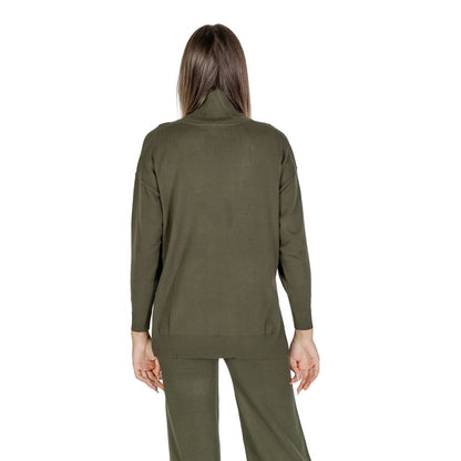 Green Viscose Turtleneck