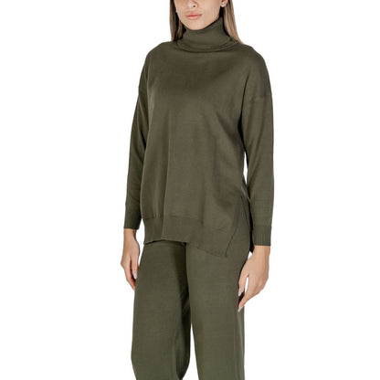 Green Viscose Turtleneck