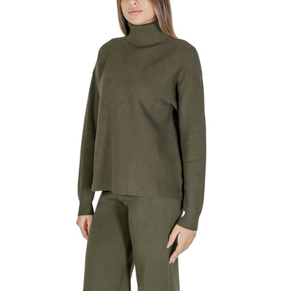 Green Viscose Turtleneck