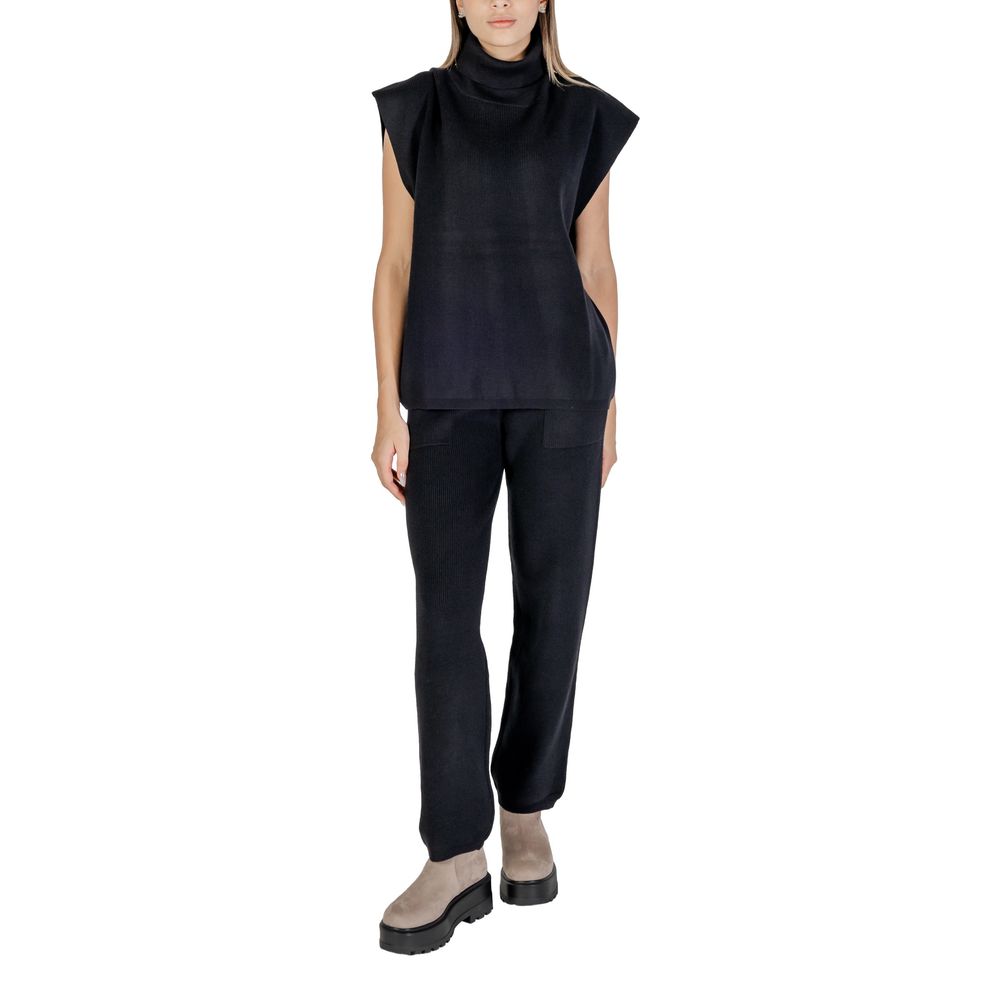 Black Viscose Turtleneck