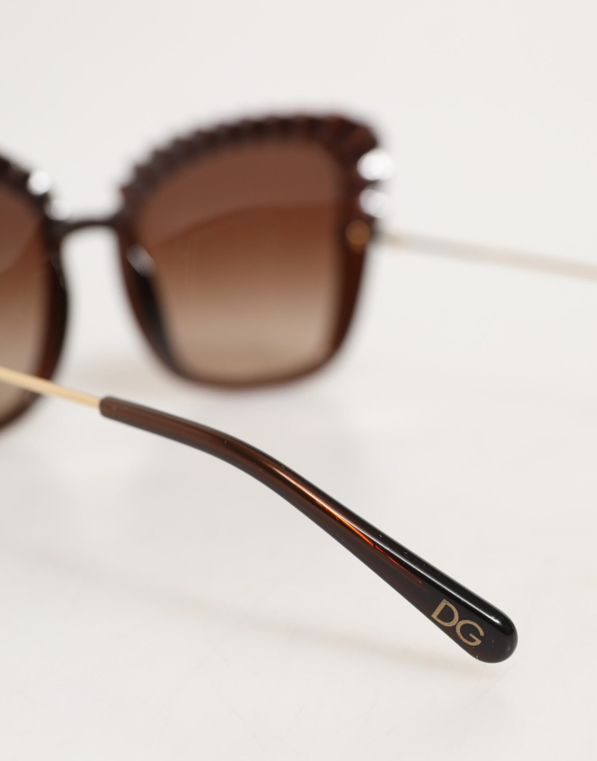 DG6131 Plissé Brown Butterfly Square Shades Sunglasses