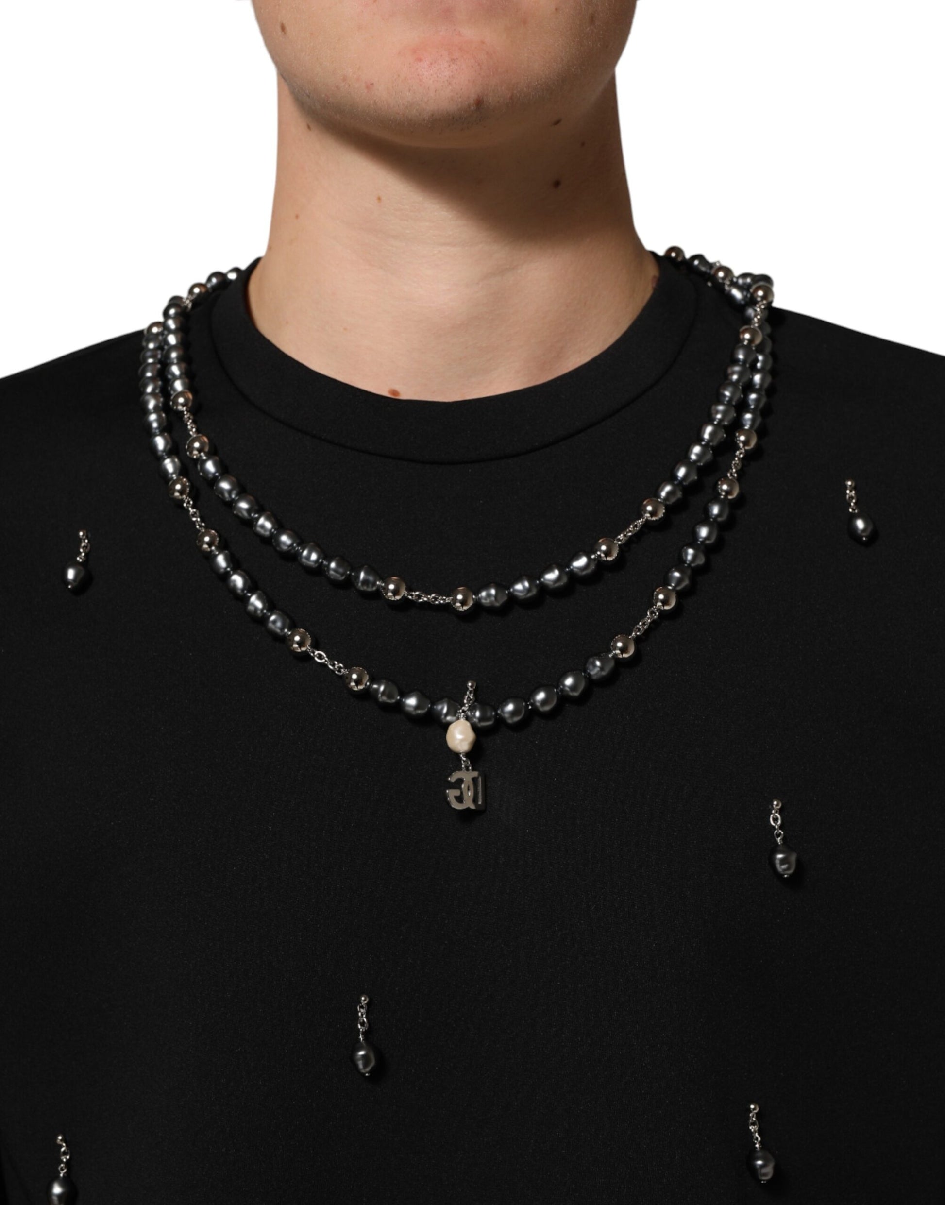 Black Polyester Necklace Embellished T-shirt